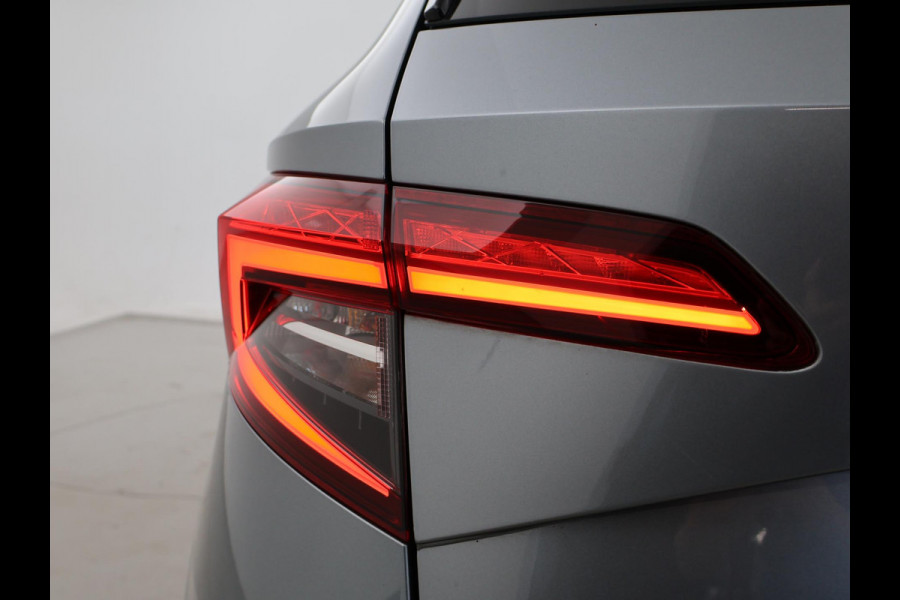 Škoda Karoq 1.5 TSI ACT 150 PK AUT. + VIRTUAL COCKPIT | ADAPTIVE CRUISE | TREKHAAK | STUURVERWARMING
