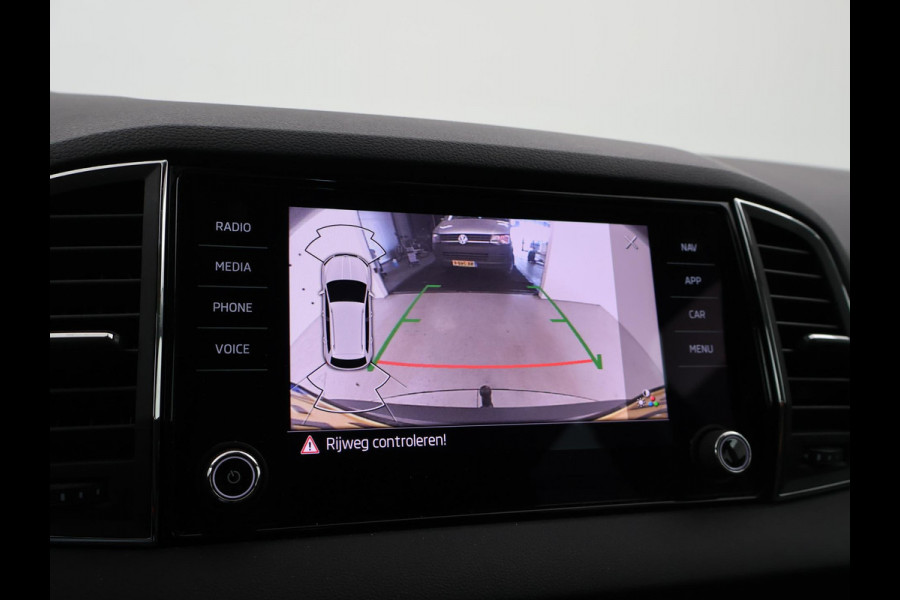 Škoda Karoq 1.5 TSI ACT 150 PK AUT. + VIRTUAL COCKPIT | ADAPTIVE CRUISE | TREKHAAK | STUURVERWARMING