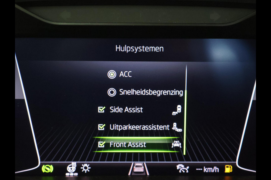 Škoda Karoq 1.5 TSI ACT 150 PK AUT. + VIRTUAL COCKPIT | ADAPTIVE CRUISE | TREKHAAK | STUURVERWARMING
