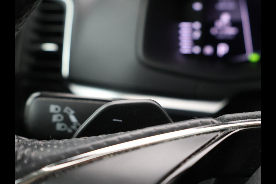 Škoda Karoq 1.5 TSI ACT 150 PK AUT. + VIRTUAL COCKPIT | ADAPTIVE CRUISE | TREKHAAK | STUURVERWARMING