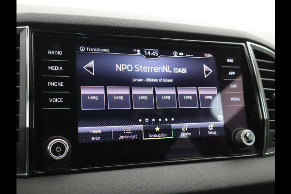 Škoda Karoq 1.5 TSI ACT 150 PK AUT. + VIRTUAL COCKPIT | ADAPTIVE CRUISE | TREKHAAK | STUURVERWARMING
