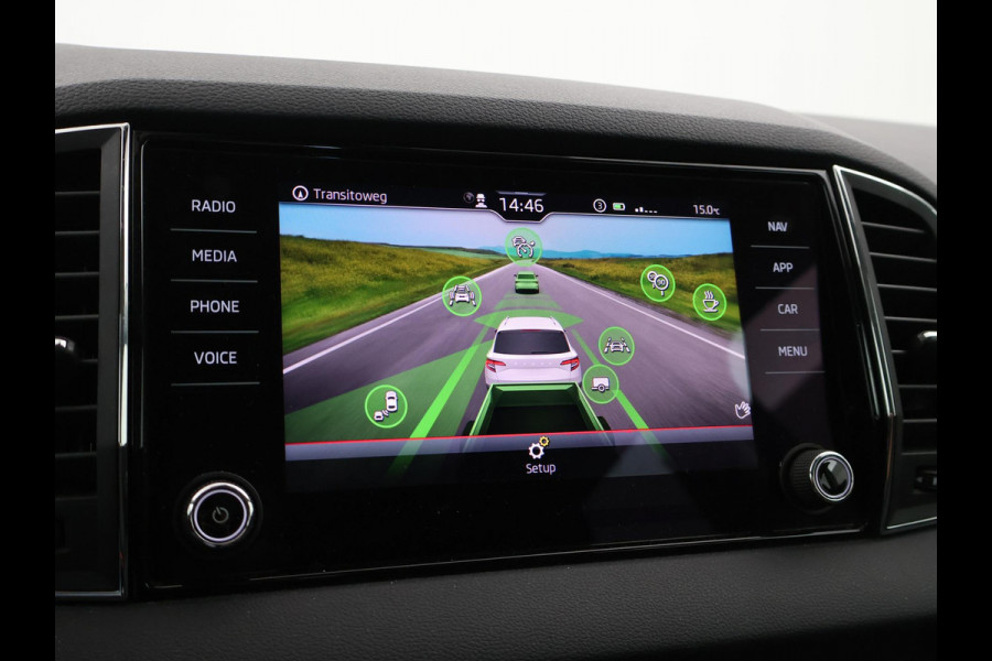 Škoda Karoq 1.5 TSI ACT 150 PK AUT. + VIRTUAL COCKPIT | ADAPTIVE CRUISE | TREKHAAK | STUURVERWARMING