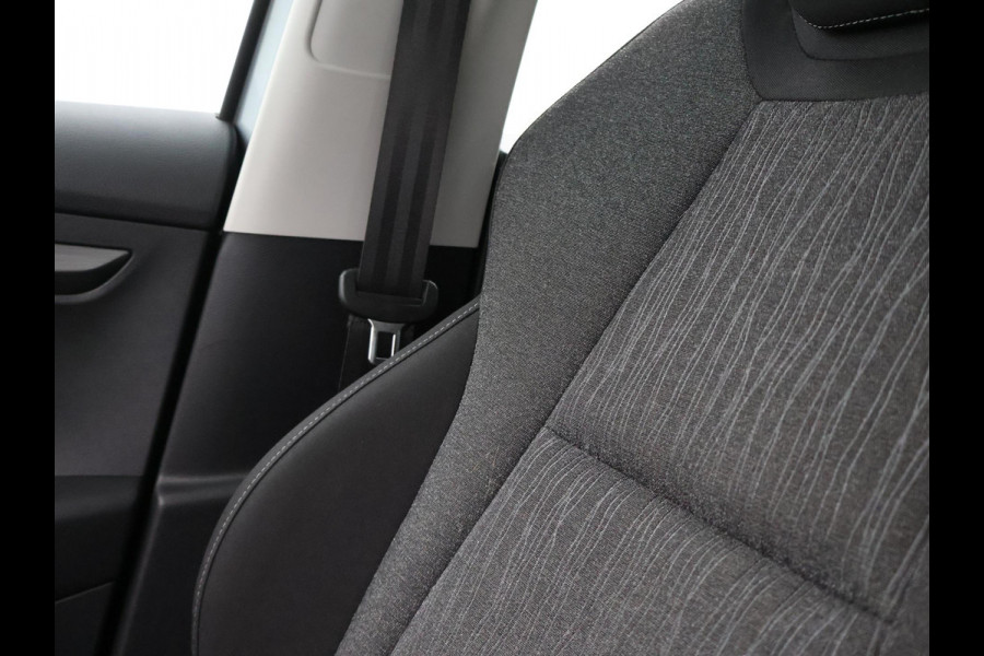 Škoda Karoq 1.5 TSI ACT 150 PK AUT. + VIRTUAL COCKPIT | ADAPTIVE CRUISE | TREKHAAK | STUURVERWARMING