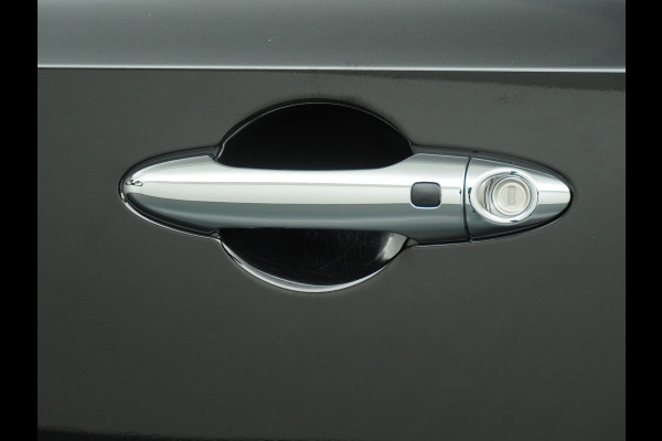 Kia Picanto 1.0 DPi GT-Line Airco - Apple Carlpay/Android Auto - Cruise Control - Climate Control - Navigatie - Achteruitrijcamera - Fabrieksgarantie tot 08-2031