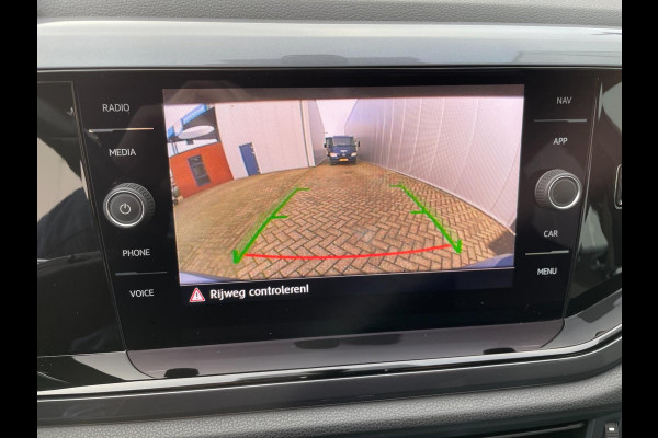 Volkswagen Polo 1.0 TSI R-line 2X / Key-less / Camera / Navigatie