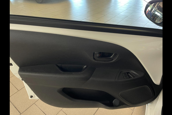 Peugeot 108 1.0 e-VTi Lion Edition AIRCO 5DRS ELEK RAMEN CENT VERG SPARCO PRIVACYGLAS ZEER NETTE AUTO