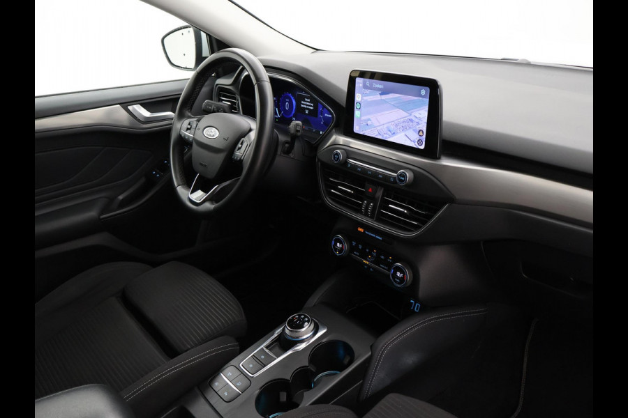 Ford FOCUS Wagon 1.0 E.B. AUTOMAAT TITANIUM X + ELEK. TREKHAAK | CAMERA | APPLE CARPLAY