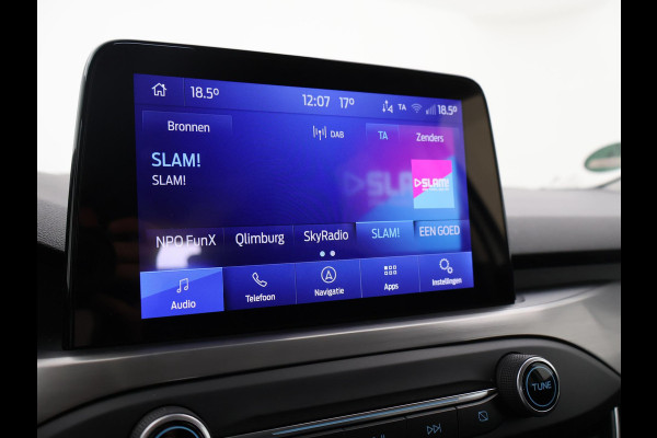 Ford FOCUS Wagon 1.0 E.B. AUTOMAAT TITANIUM X + ELEK. TREKHAAK | CAMERA | APPLE CARPLAY