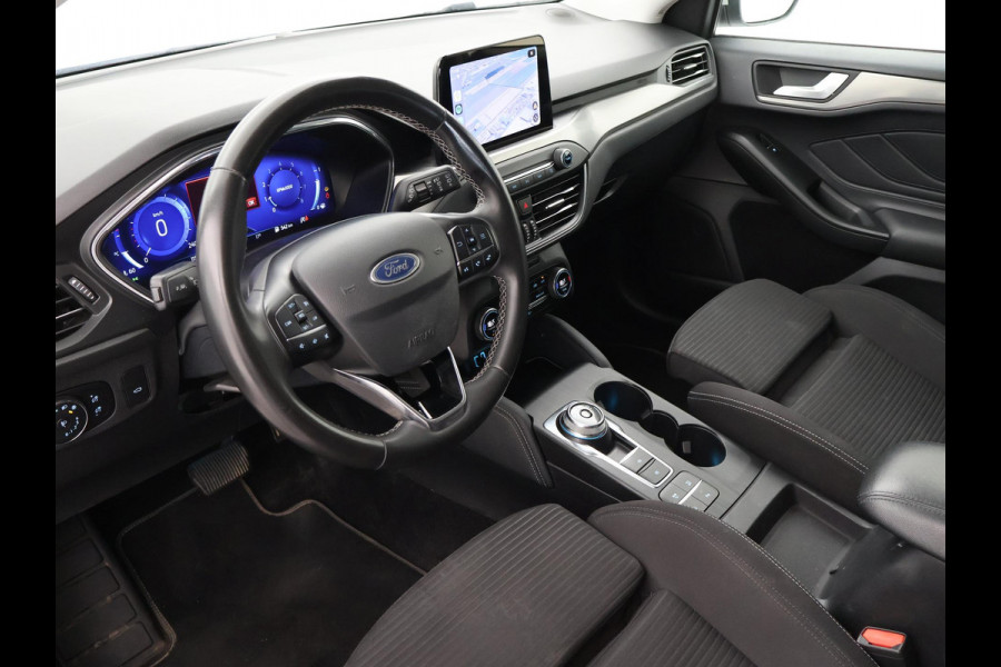 Ford FOCUS Wagon 1.0 E.B. AUTOMAAT TITANIUM X + ELEK. TREKHAAK | CAMERA | APPLE CARPLAY