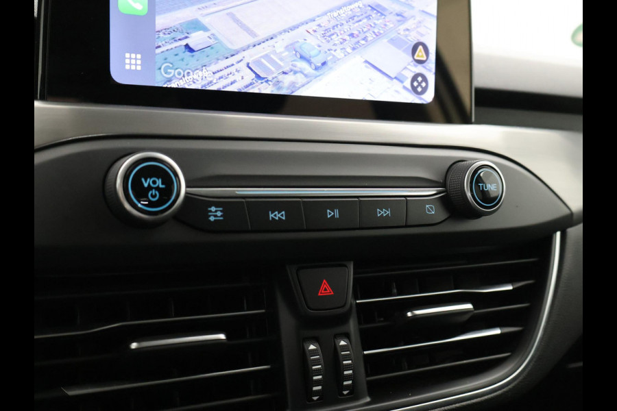 Ford FOCUS Wagon 1.0 E.B. AUTOMAAT TITANIUM X + ELEK. TREKHAAK | CAMERA | APPLE CARPLAY