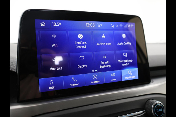 Ford FOCUS Wagon 1.0 E.B. AUTOMAAT TITANIUM X + ELEK. TREKHAAK | CAMERA | APPLE CARPLAY