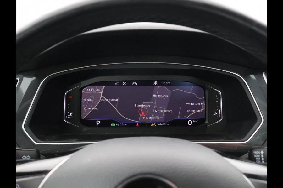 Volkswagen Tiguan Allspace 1.5 TSI DSG R-LINE + VIRTUAL COCKPIT | LEDER | WEGKL. TREKHAAK | DYNAUDIO | ADAPTIVE CRUISE