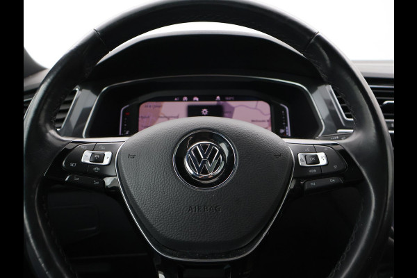 Volkswagen Tiguan Allspace 1.5 TSI DSG R-LINE + VIRTUAL COCKPIT | LEDER | WEGKL. TREKHAAK | DYNAUDIO | ADAPTIVE CRUISE