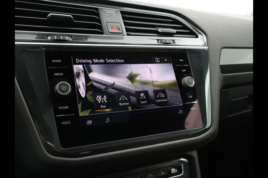Volkswagen Tiguan Allspace 1.5 TSI DSG R-LINE + VIRTUAL COCKPIT | LEDER | WEGKL. TREKHAAK | DYNAUDIO | ADAPTIVE CRUISE