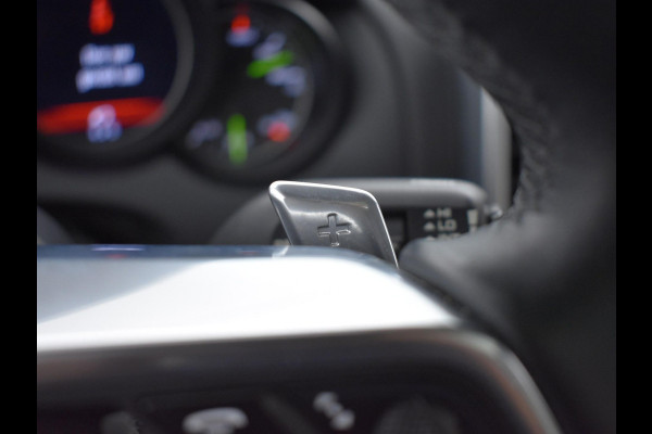 Porsche Cayenne 3.0 S E-HYBRID 416 PK + ADAPTIVE CRUISE | PANORAMA | 360 CAMERA | LUCHTVERING | APPLE CARPLAY | BOSE