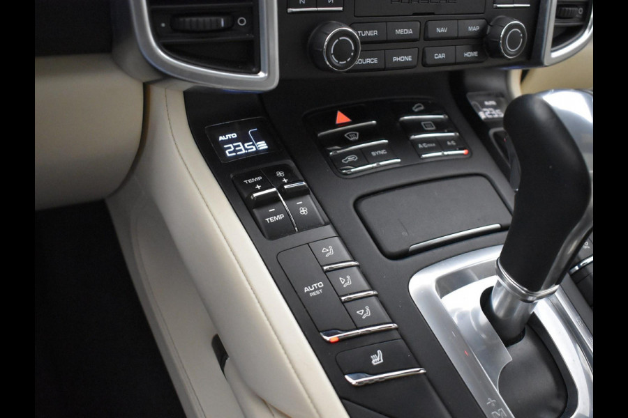 Porsche Cayenne 3.0 S E-HYBRID 416 PK + ADAPTIVE CRUISE | PANORAMA | 360 CAMERA | LUCHTVERING | APPLE CARPLAY | BOSE