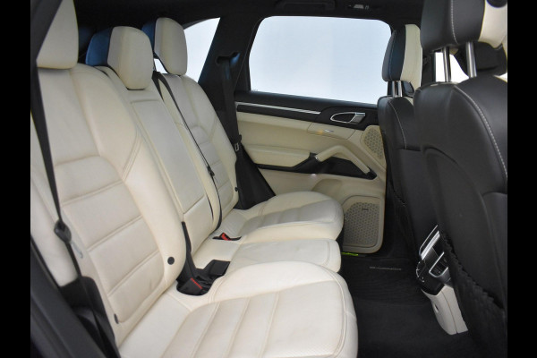 Porsche Cayenne 3.0 S E-HYBRID 416 PK + ADAPTIVE CRUISE | PANORAMA | 360 CAMERA | LUCHTVERING | APPLE CARPLAY | BOSE