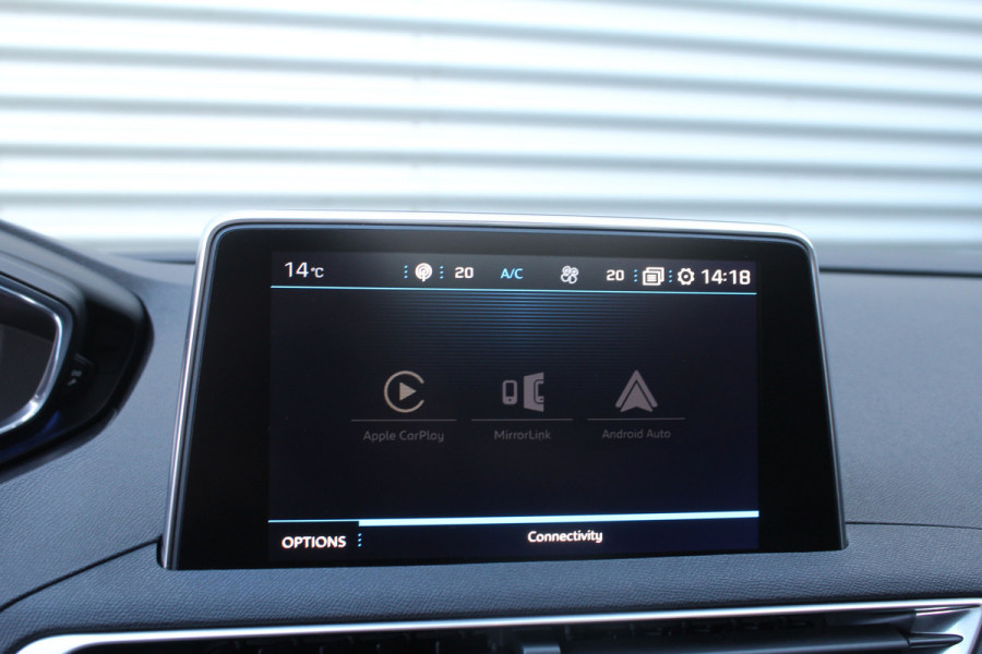 Peugeot 3008 1.2 PureTech 131pk Première AUTOMAAT Panoramadak Clima Cruise Navi 360 Camera Carplay LMV