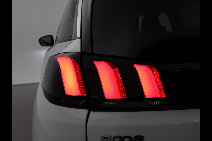 Peugeot 5008 1.2 PT 130 PK 7-PERS. *NW DISTRIBUTIE* + TREKHAAK |ADAPTIVE CRUISE | MASSAGE | CAMERA | 19 INCH LMV