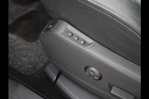 Peugeot 5008 1.2 PT 130 PK 7-PERS. *NW DISTRIBUTIE* + TREKHAAK |ADAPTIVE CRUISE | MASSAGE | CAMERA | 19 INCH LMV