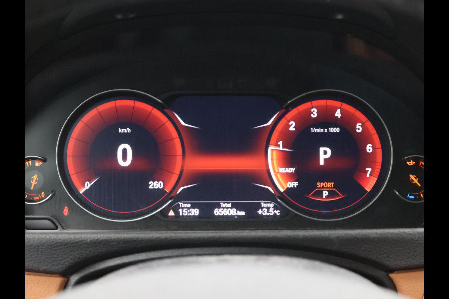 BMW 3 Serie Touring 318i AUT. LUXURY EDITION + LEDER | STOELVERW. | NAVIGATIE