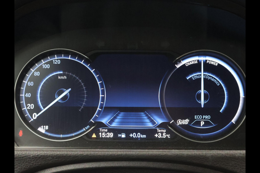 BMW 3 Serie Touring 318i AUT. LUXURY EDITION + LEDER | STOELVERW. | NAVIGATIE