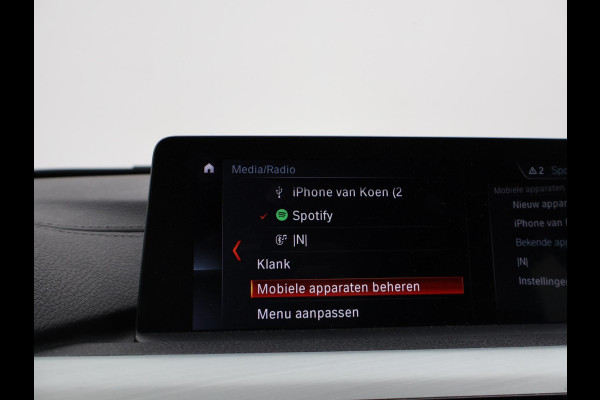 BMW 3 Serie Touring 318i AUT. LUXURY EDITION + LEDER | STOELVERW. | NAVIGATIE