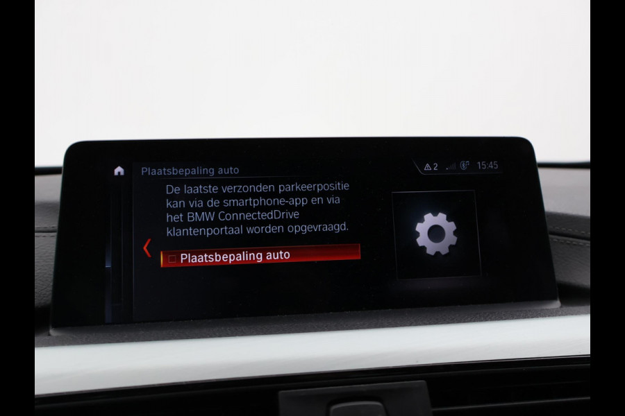 BMW 3 Serie Touring 318i AUT. LUXURY EDITION + LEDER | STOELVERW. | NAVIGATIE