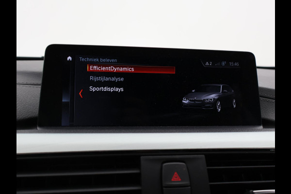 BMW 3 Serie Touring 318i AUT. LUXURY EDITION + LEDER | STOELVERW. | NAVIGATIE