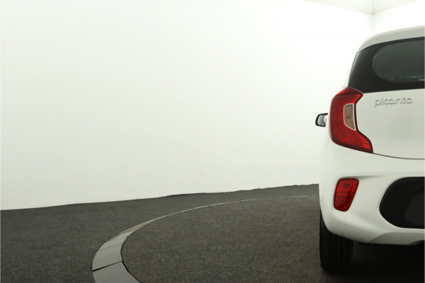 Kia Picanto 1.0 DPi DynamicLine Airco - Apple Carplay/Android Auto - Cruise Control - Achteruitrijcamera - Fabrieksgarantie tot 12-2031