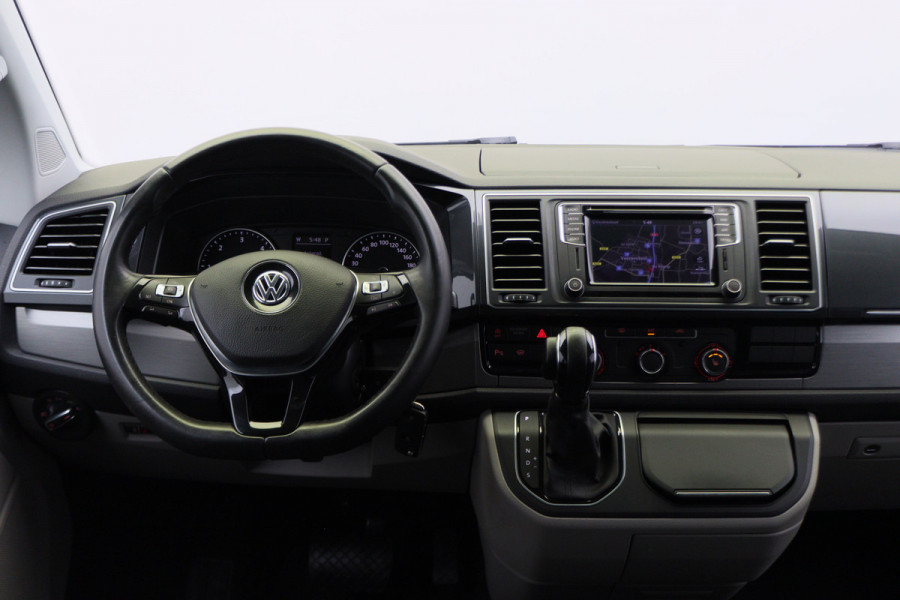 Volkswagen Transporter 2.0 TDI DSG L2H1 DC Highline 2x Schuifdeur, ACC, Apple Carplay, Bluetooth, LED, PDC, Trekhaak, 19''