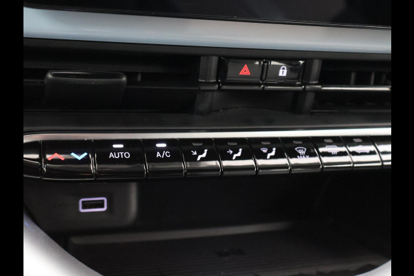 Fiat 500C 42 kWh Aut. *CELESTIAL BLUE* + STOELVERW. | CAMERA | 17 INCH | APPLE CARPLAY