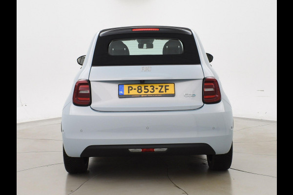 Fiat 500C 42 kWh Aut. *CELESTIAL BLUE* + STOELVERW. | CAMERA | 17 INCH | APPLE CARPLAY