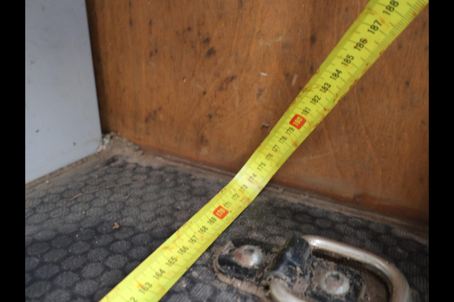 Volkswagen Crafter 35 2.0 TDI 140 PK L3H3 + WERKPLAATS INRICHTING + TREKHAAK 3000 KG | CAMERA | DAB | APPLE CARPLAY