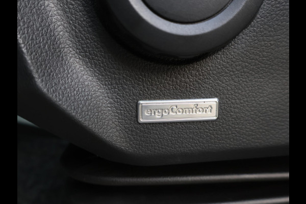 Volkswagen Crafter 35 2.0 TDI 140 PK L3H3 + WERKPLAATS INRICHTING + TREKHAAK 3000 KG | CAMERA | DAB | APPLE CARPLAY