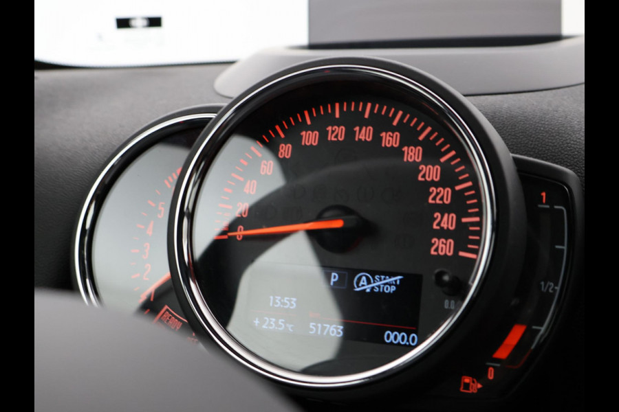 MINI Countryman 1.5 COOPER AUT. ORIG. NL CHILI + LEDER | CAMERA | HEAD-UP | LED | HARMAN/KARDON