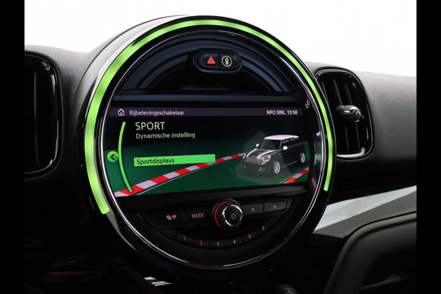 MINI Countryman 1.5 COOPER AUT. ORIG. NL CHILI + LEDER | CAMERA | HEAD-UP | LED | HARMAN/KARDON