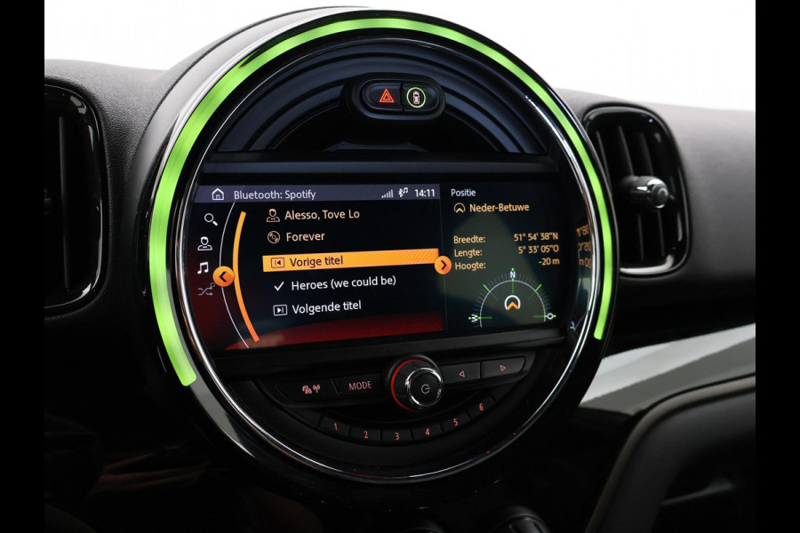 MINI Countryman 1.5 COOPER AUT. ORIG. NL CHILI + LEDER | CAMERA | HEAD-UP | LED | HARMAN/KARDON