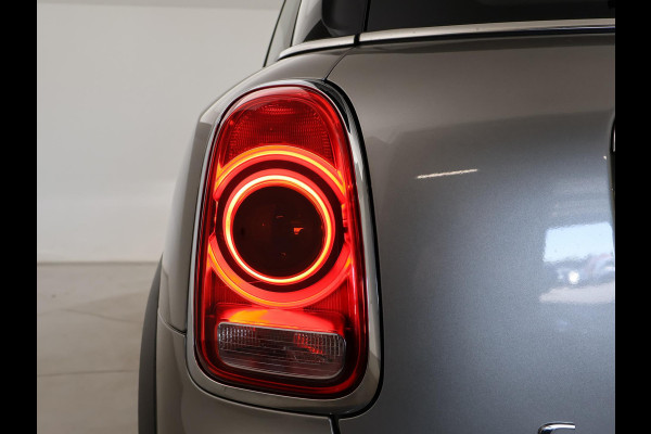 MINI Countryman 1.5 COOPER AUT. ORIG. NL CHILI + LEDER | CAMERA | HEAD-UP | LED | HARMAN/KARDON