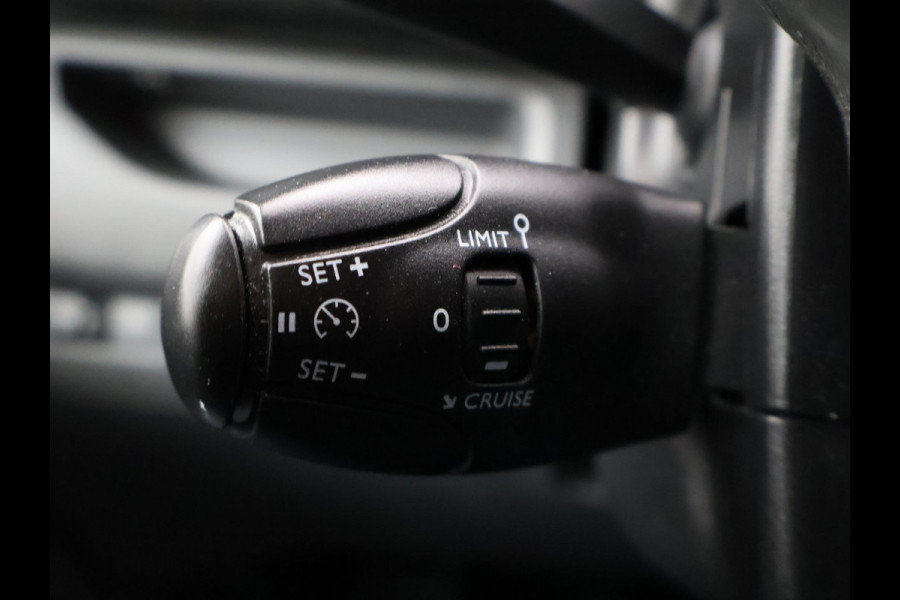 Toyota ProAce Worker 2.0 D-4D 122 PK NAVIGATOR LONG + NAVIGATIE / TREKHAAK / IMPERIAAL