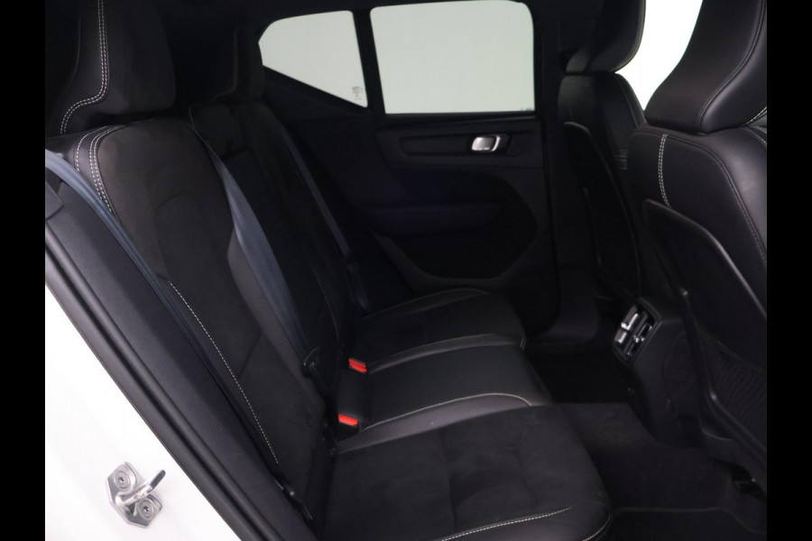 Volvo XC40 RECHARGE P8 AWD 408 PK + AFN. TREKHAAK | APPLE CARPLAY | 19 INCH | DAB | GOOGLE MAPS