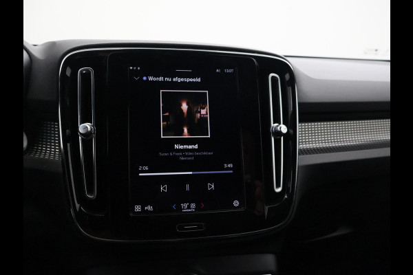 Volvo XC40 RECHARGE P8 AWD 408 PK + AFN. TREKHAAK | APPLE CARPLAY | 19 INCH | DAB | GOOGLE MAPS