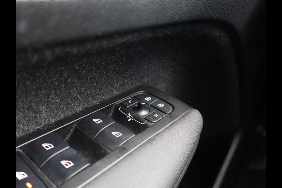 Volvo XC40 RECHARGE P8 AWD 408 PK + AFN. TREKHAAK | APPLE CARPLAY | 19 INCH | DAB | GOOGLE MAPS