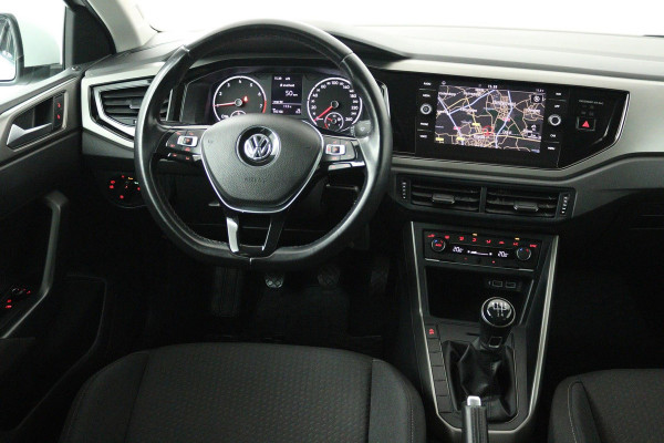 Volkswagen Polo 1.0 TSI Comfortline Business (CRUISE CONTROL ADAPTIEF, NAVIGATIE, BLUETOOTH, AIRCO)
