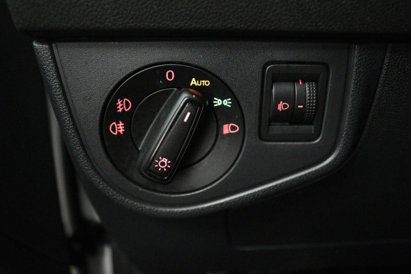 Volkswagen Polo 1.0 TSI Comfortline Business (CRUISE CONTROL ADAPTIEF, NAVIGATIE, BLUETOOTH, AIRCO)