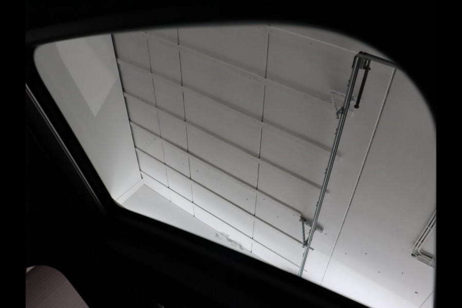 MINI Clubman 2.0 Cooper S | 192pk | Panoramadak | Leder | Trekhaak | Carplay | Navigatie | Parkeerhulp | Full LED | Verwarmde voorruit | Getint glas