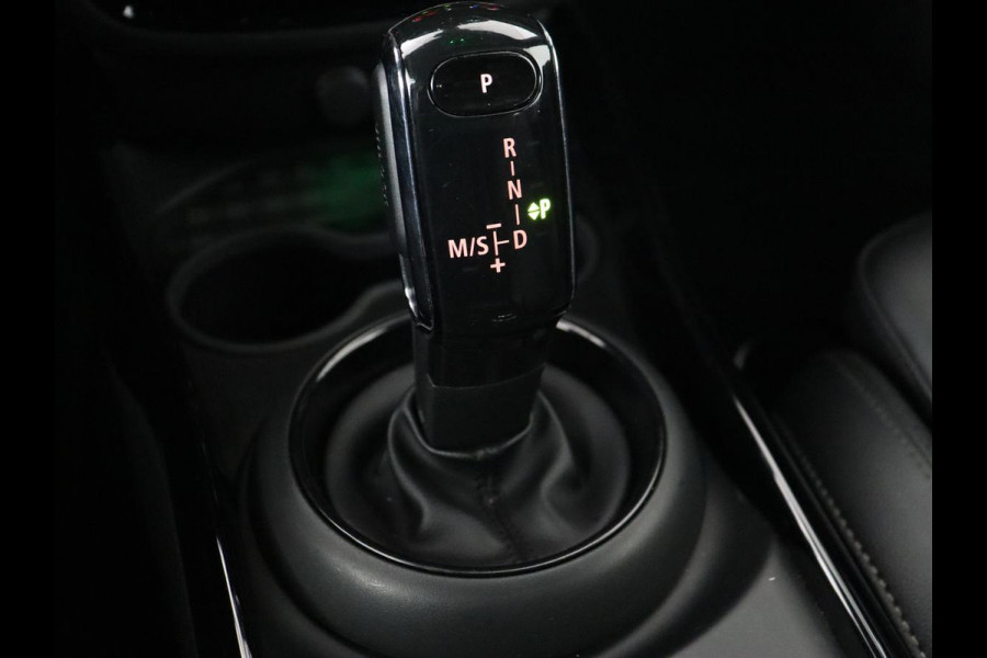 MINI Clubman 2.0 Cooper S | 192pk | Panoramadak | Leder | Trekhaak | Carplay | Navigatie | Parkeerhulp | Full LED | Verwarmde voorruit | Getint glas