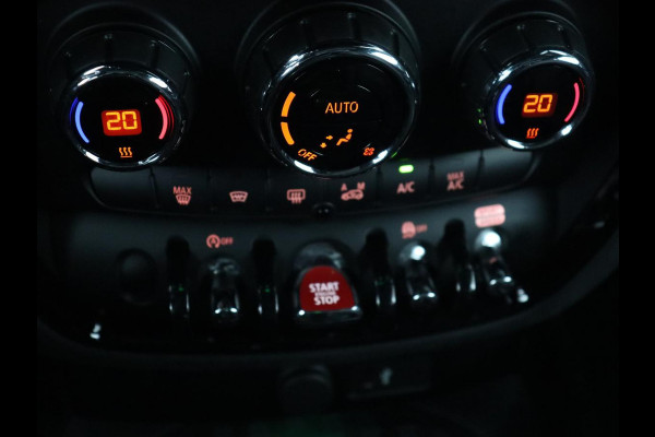 MINI Clubman 2.0 Cooper S | 192pk | Panoramadak | Leder | Trekhaak | Carplay | Navigatie | Parkeerhulp | Full LED | Verwarmde voorruit | Getint glas
