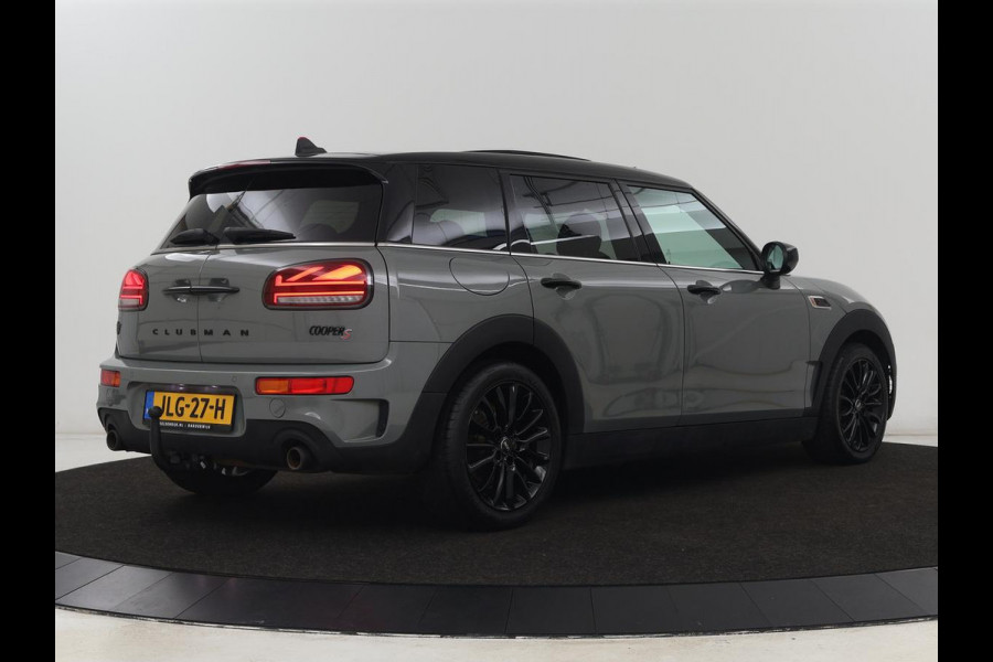 MINI Clubman 2.0 Cooper S | 192pk | Panoramadak | Leder | Trekhaak | Carplay | Navigatie | Parkeerhulp | Full LED | Verwarmde voorruit | Getint glas