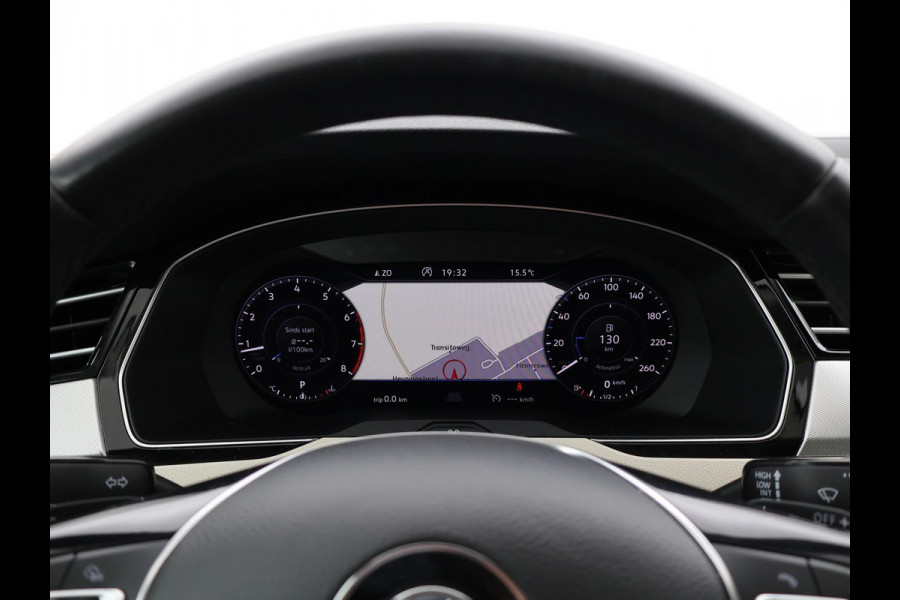 Volkswagen Passat Variant 1.8 TSI 180 PK DSG AUT. + VIRTUAL COCKPIT | ADAPTIVE CRUISE | TREKHAAK 1800 KG